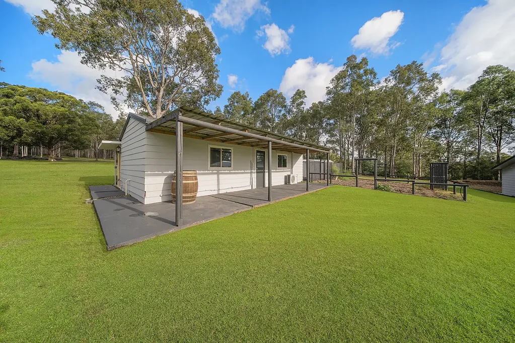 Peaceful Studio Living in a Rural Setting