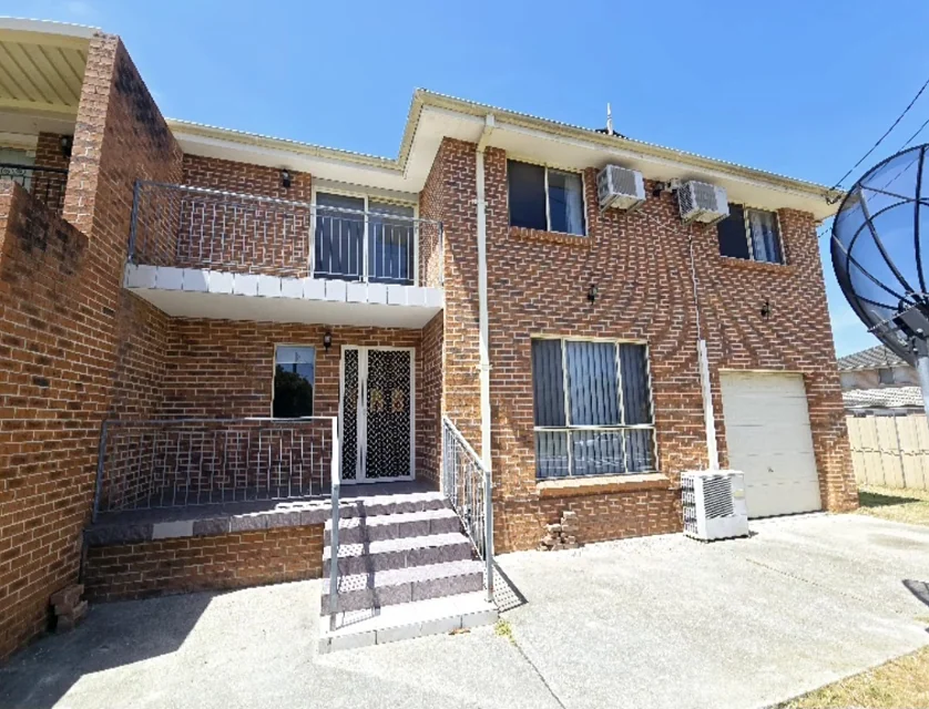 110B Seville Street, Fairfield East, Parramatta (Northwest suburbs), 4部屋, 2バスルーム, House