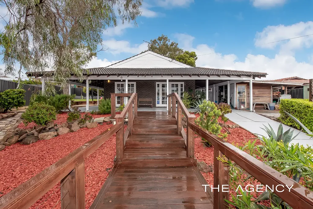 32 Simpson Drive, Padbury, WA 6025