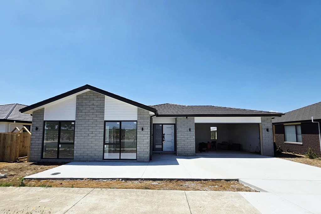 16 BOOKER DRIVE, Tuakau, Franklin, Waikato District