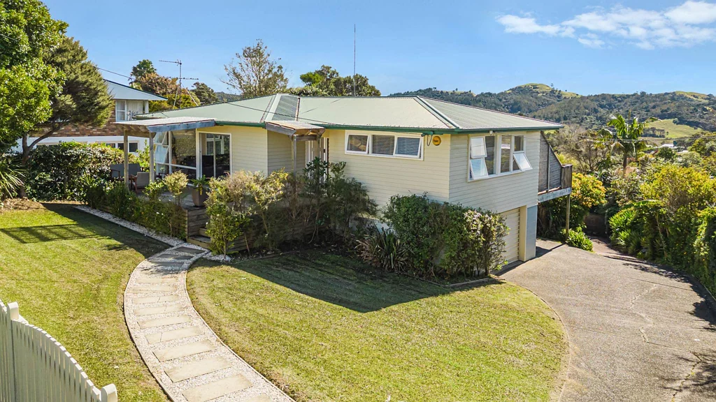 Hatfields Beach 2 Bedroom Hatfields Beach Must Have