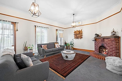लिविंग रूम - 9 Ferguson St, Upwey, VIC 3158
