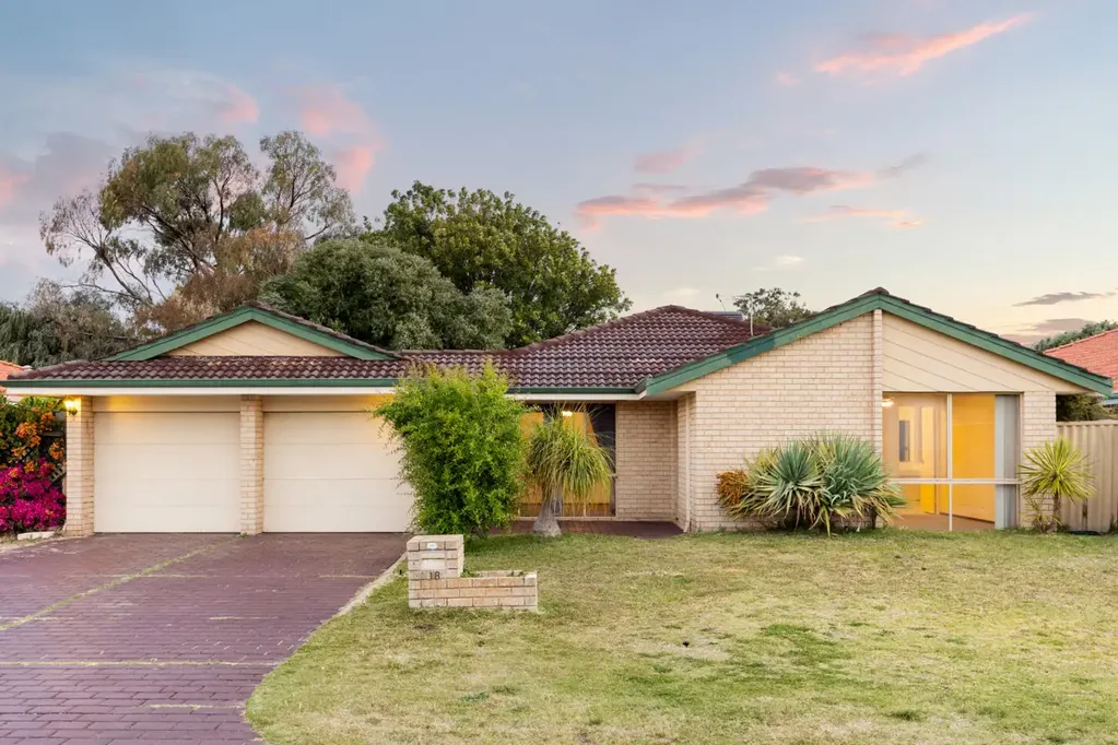 18 Leeward Close, Safety Bay, WA 6169