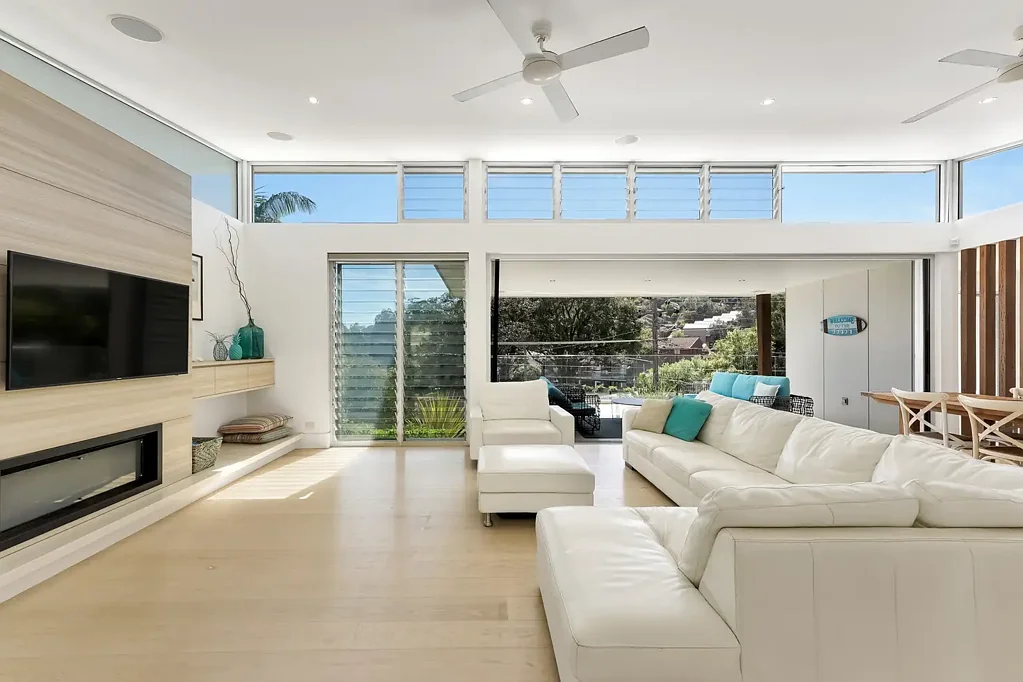 Avoca Beach 5ห้องนอน Architectural Coastal Living Just Moments from Avoca Beach