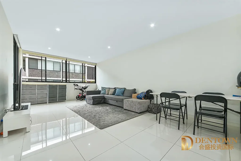 Ramsgate 2 Bedroom Beautiful Large & Modern unit, amazing location.