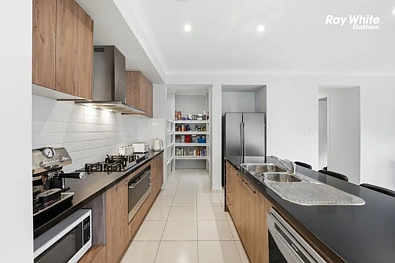 Address Withheld, Melonba, NSW 2765, 5 phòng ngủ, 4 phòng tắm, House