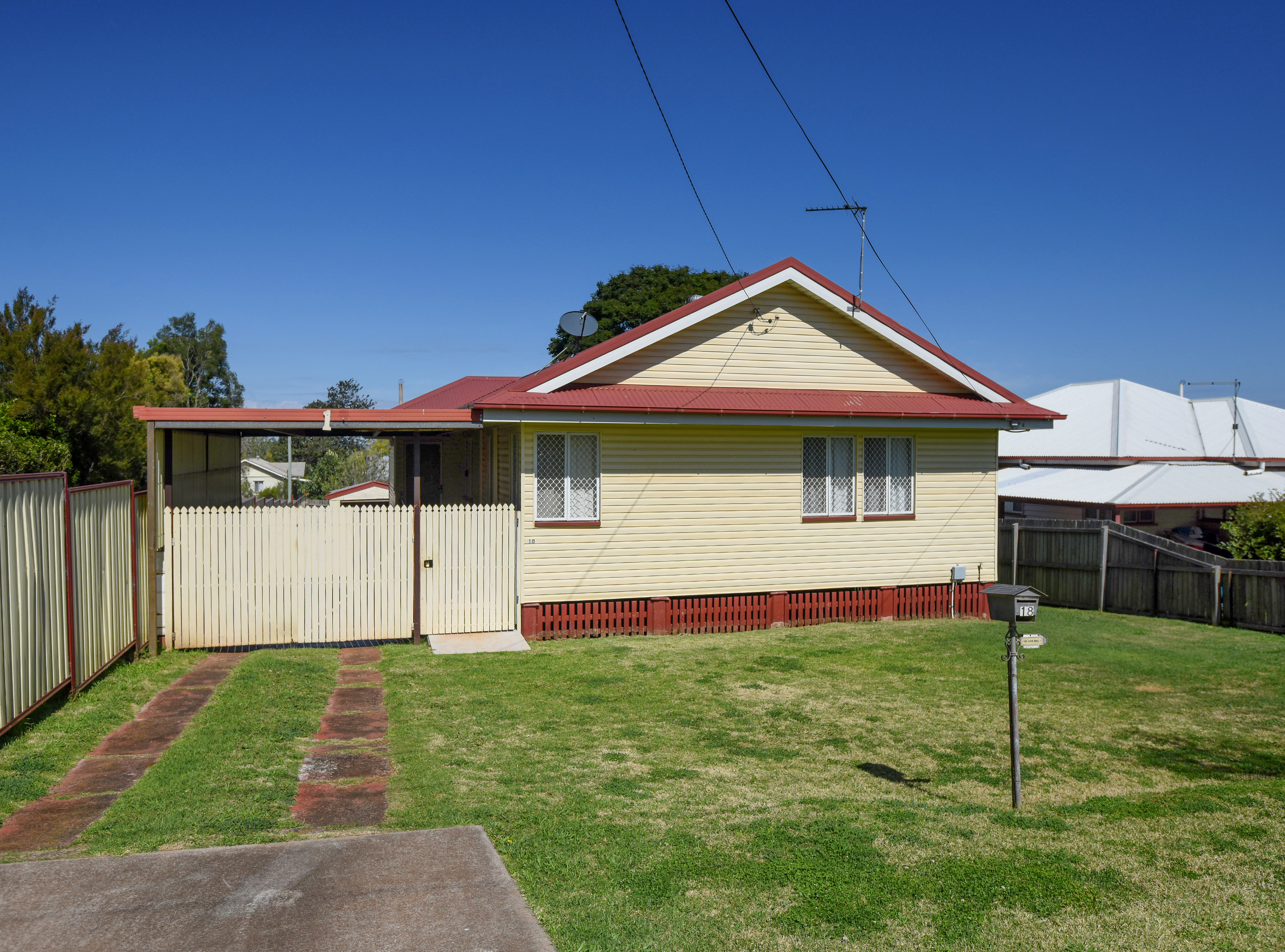 18 KELLY ST, HARLAXTON QLD 4350, 0部屋, 0バスルーム, House