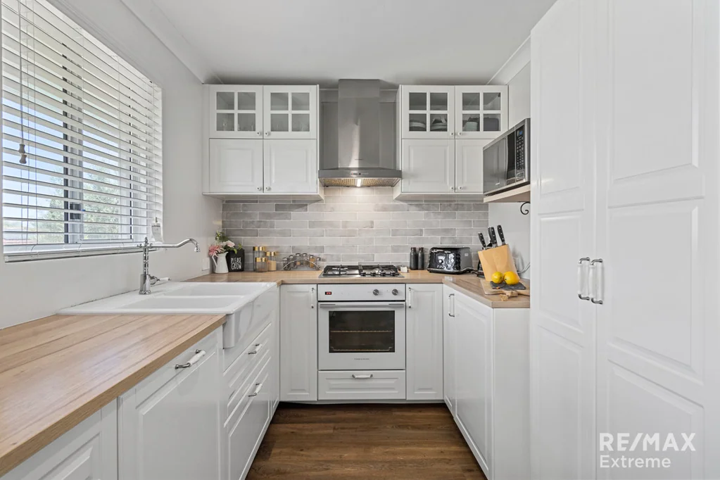 25 Estuary Way, Heathridge, WA 6027