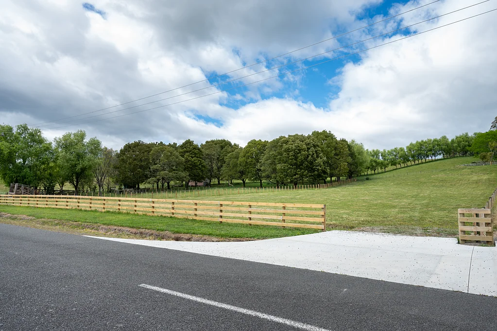 Waipawa Scenic lifestyle section with convenient access