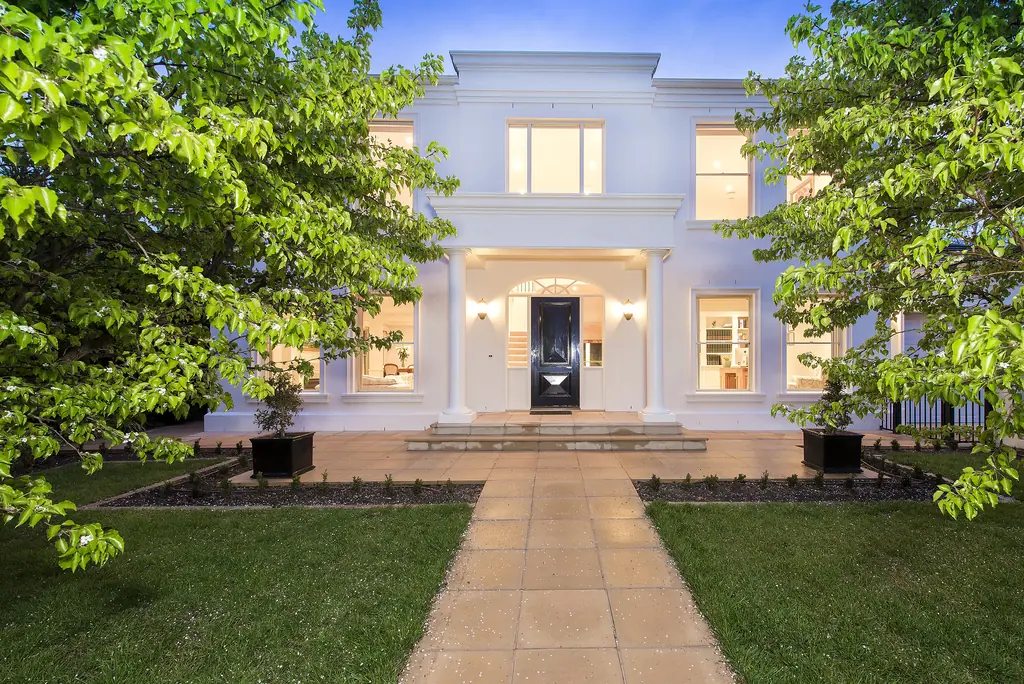 23 Highett Road, Highton, VIC 3216