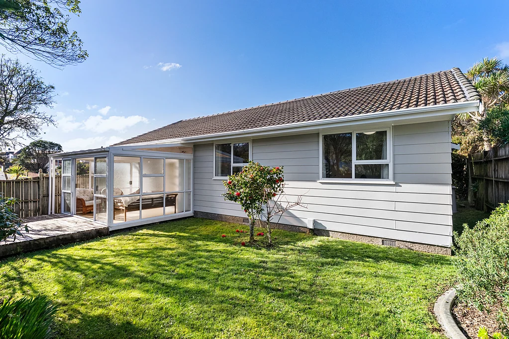 275 Mitchell Street, Brooklyn, Wellington