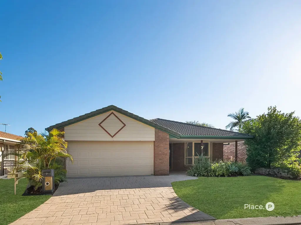 Murrumba Downs 4 Bedroom Pure Family Convenience!