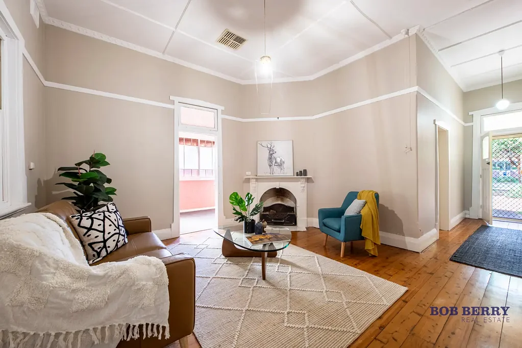 Dubbo 4ਬੈੱਡਰੂਮ Charming Home in Premier Location