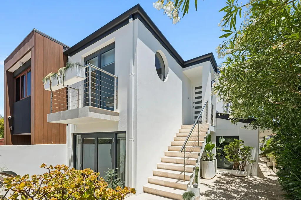 31D Curtin Avenue, Cottesloe, WA 6011