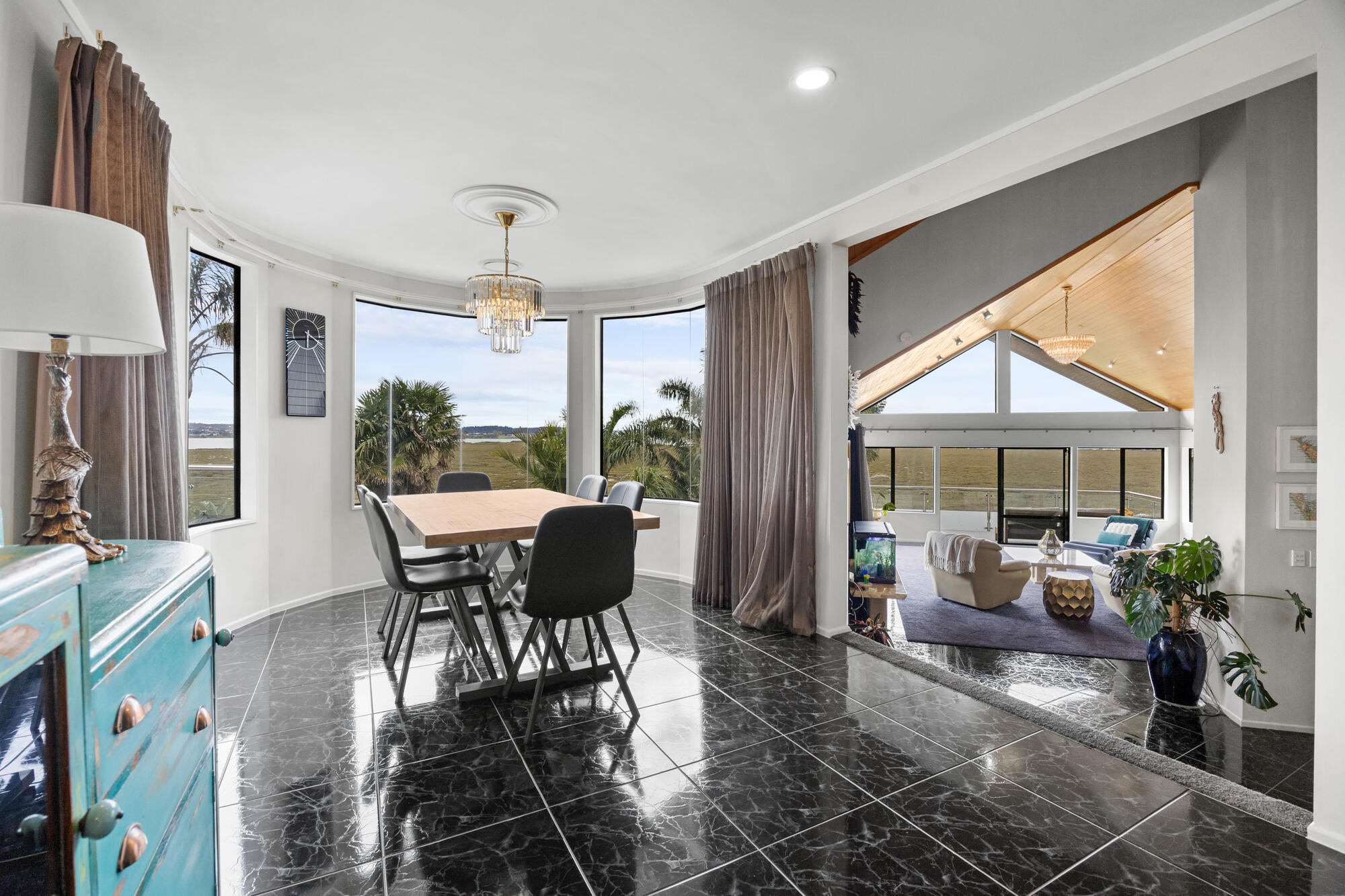36 Dawnhaven Drive, Te Atatu Peninsula, photo 12