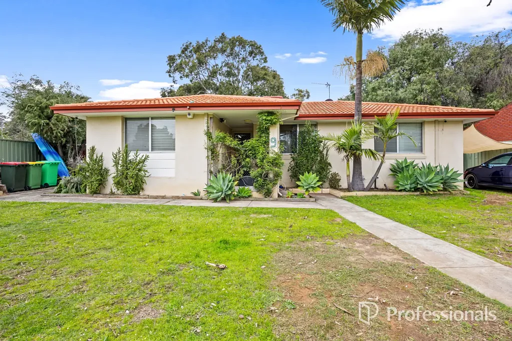9 Plowers Place, Withers, WA 6230