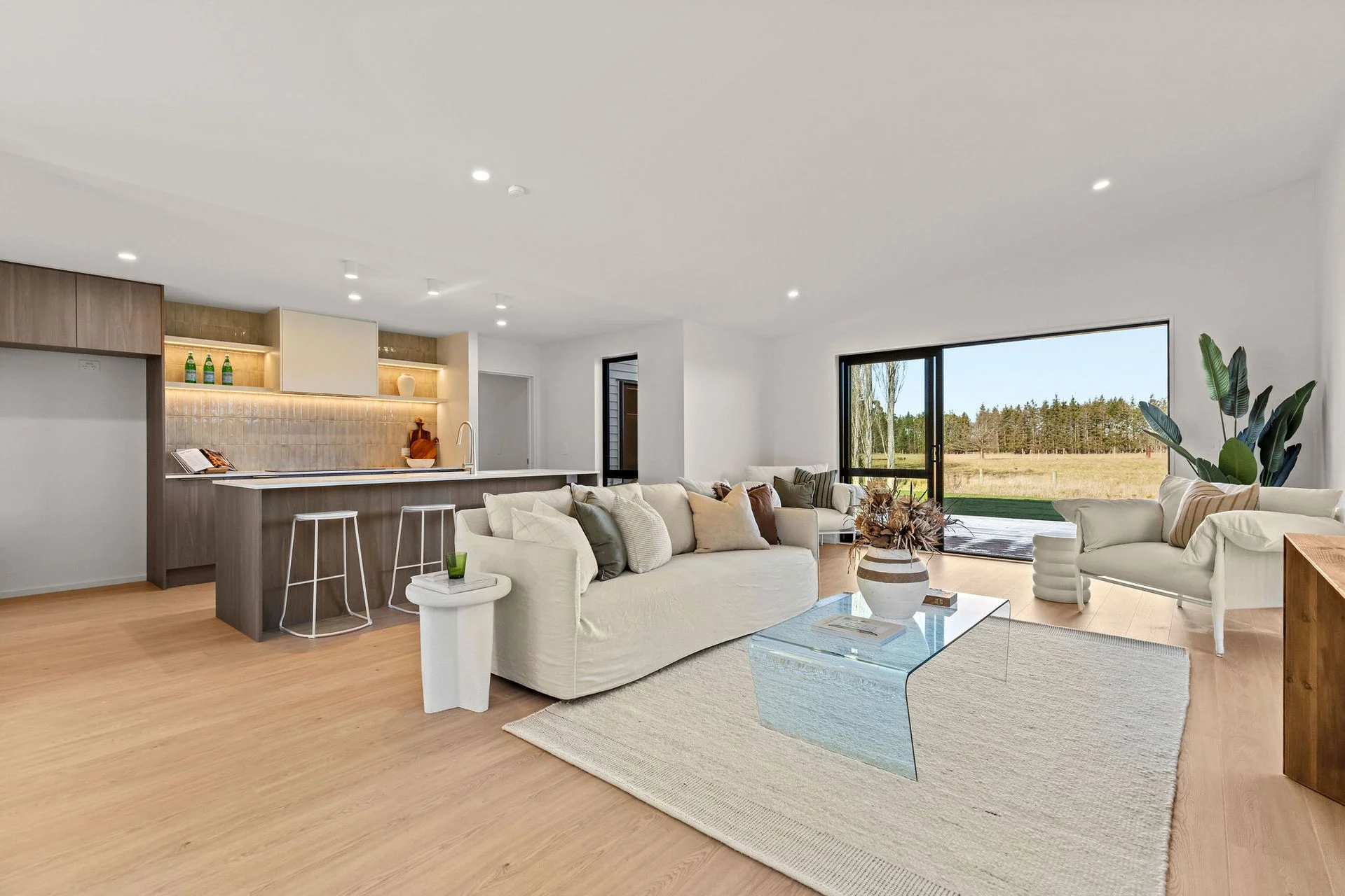 Rangiora 4Kwarto Where Modern Living Meets Rural Views