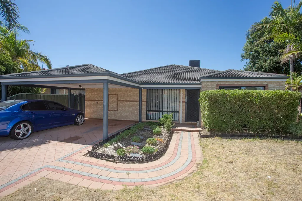 10 Mangrove Circuit, Banksia Grove, WA 6031
