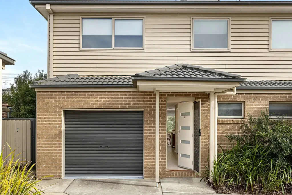 Canadian 2 Bedroom Your Low-Maintenance Lifestyle Starts Here