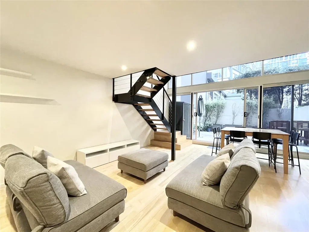 Furnished Loft Apartment in the Heart of CBD