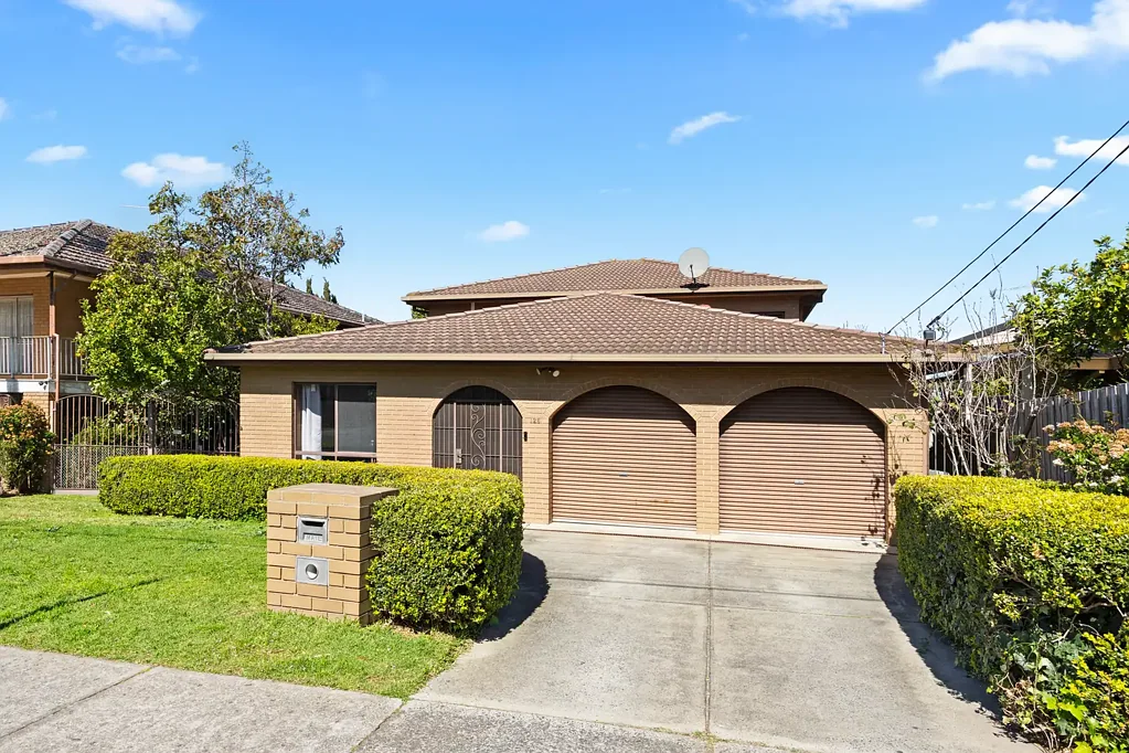 Chadstone 4 Bedroom Spacious Homely Flexibility with Scope