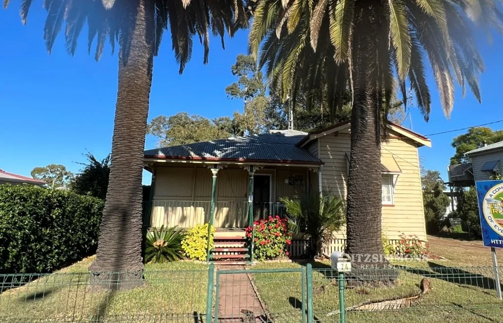 Dalby 2 Bedroom PRIME CENTRAL POSTION ? 1014M2, CHARACTER HOME
