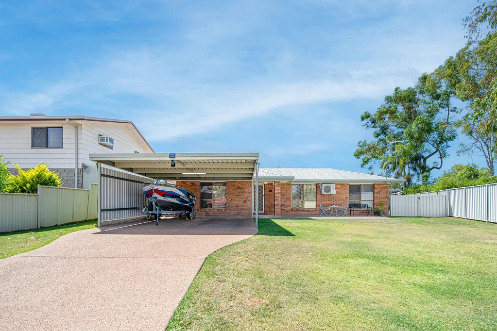 5 Eubar Place, Emerald, QLD 4720