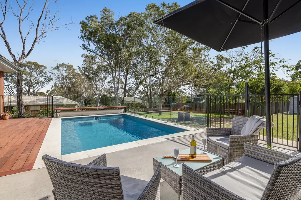Highfields 4Moenga Where luxury, lifestyle and tranquility come together in perfect harmony.
Escape to Your Own Private Sanctuary!