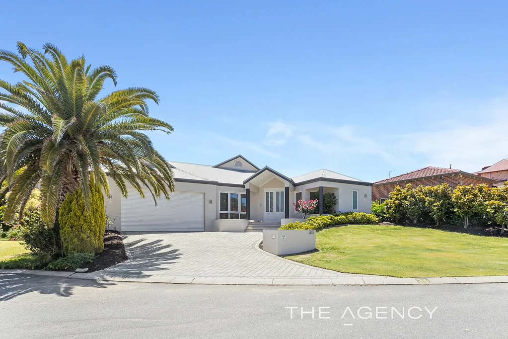 36 Streeton Promenade, Woodvale, WA 6026