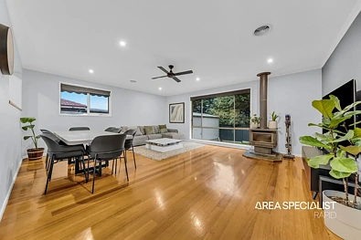 38 Lesley Drive, Hampton Park, VIC 3976, 3 slaapkamers, 1 badkamers, House