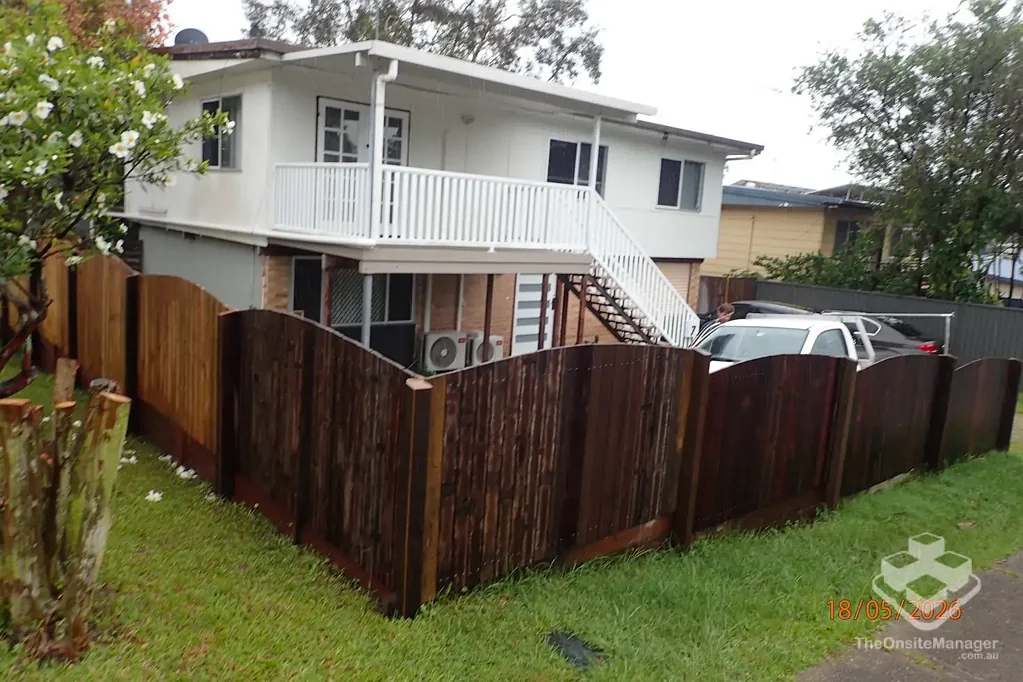 Large home with massive backyard available for rent in Nerang