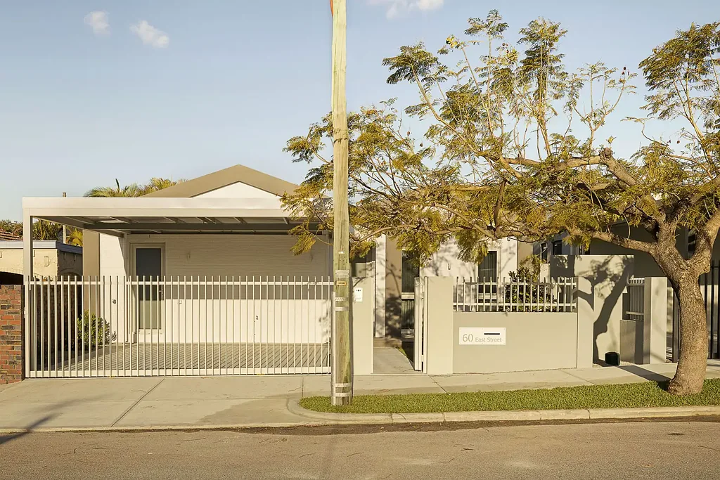 Mount Hawthorn 4Kwarto It's hard to believe, but they've nailed a downsizer and a family home all in one go.