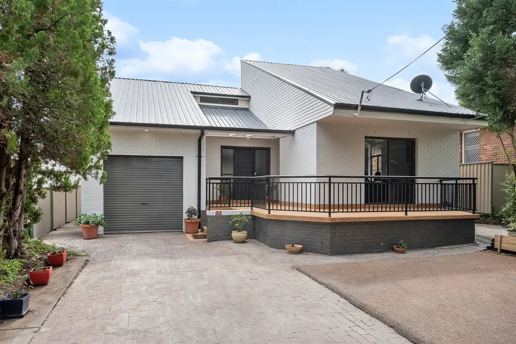 Narwee 4 Slaapkamer Spacious Family Comfort Just 2 Minutes Walk to Narwee Station