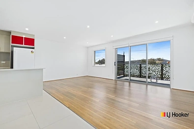 ਰਹਿਣ ਵਾਲਾ ਕਮਰਾ - 28/281 Flemington Road, Franklin, ACT 2913