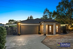 101 Mistletoe Street, Golden Square