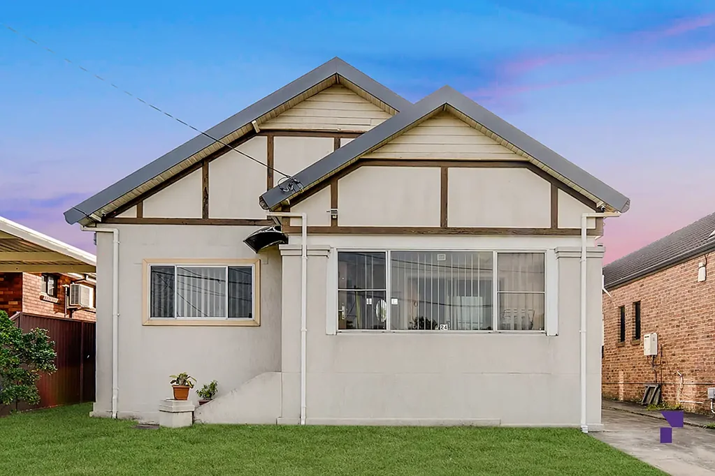 24 Gosling Street, Greenacre, NSW 2190