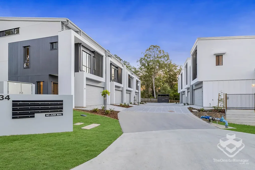 Fairly New and Modern Tranquility at Northwood