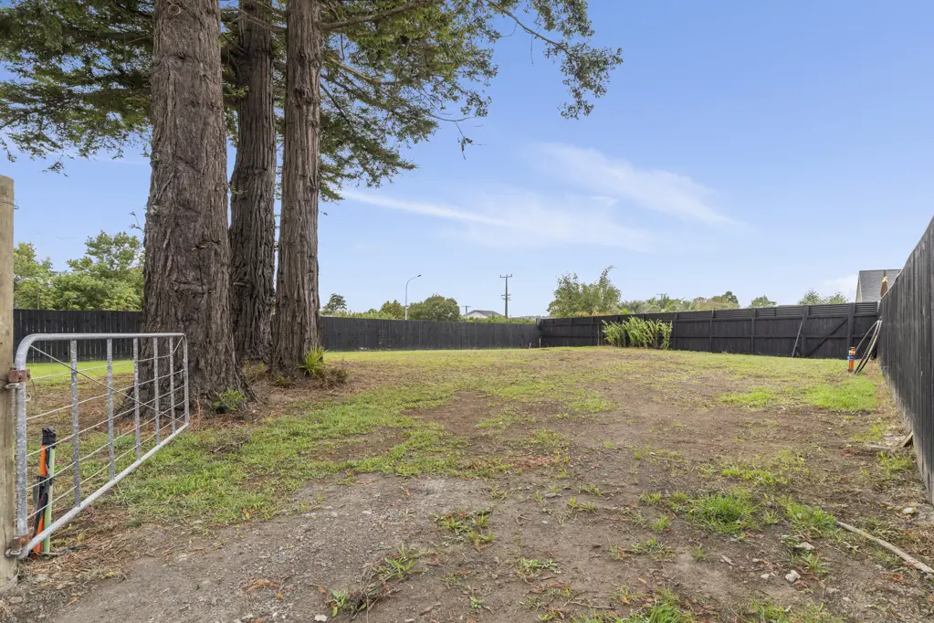 Riverhead Build Your Dream, Prime Location