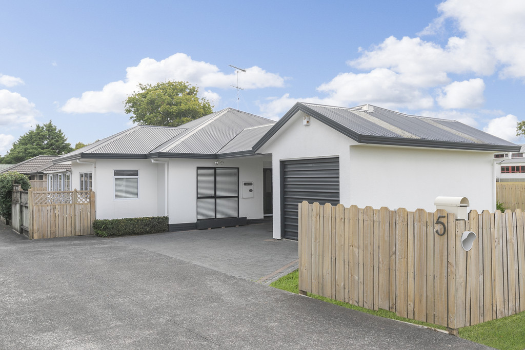 Residential  Mixed Housing Suburban Zone