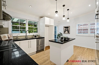 21 Valley Road, Padstow Heights, NSW 2211, 5 slaapkamers, 2 badkamers, House