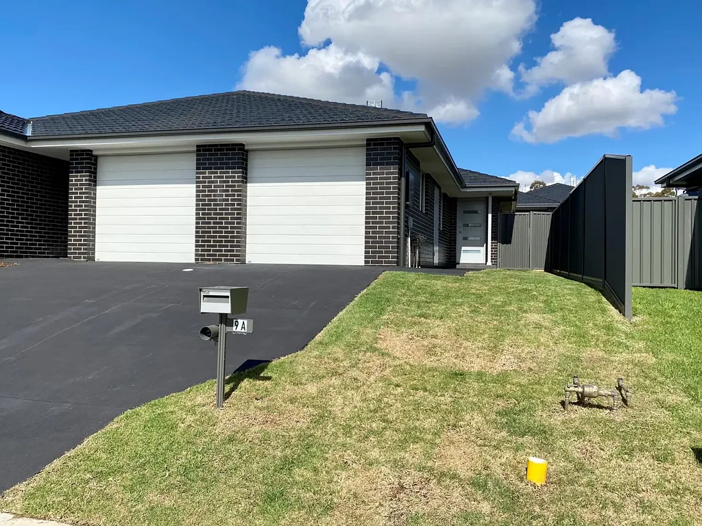 TIDY 2 BEDROOM HOME!