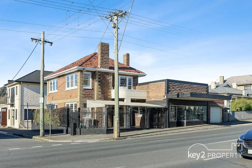 Launceston 3ਬੈੱਡਰੂਮ Versatile Residence & Shopfront Opportunity!