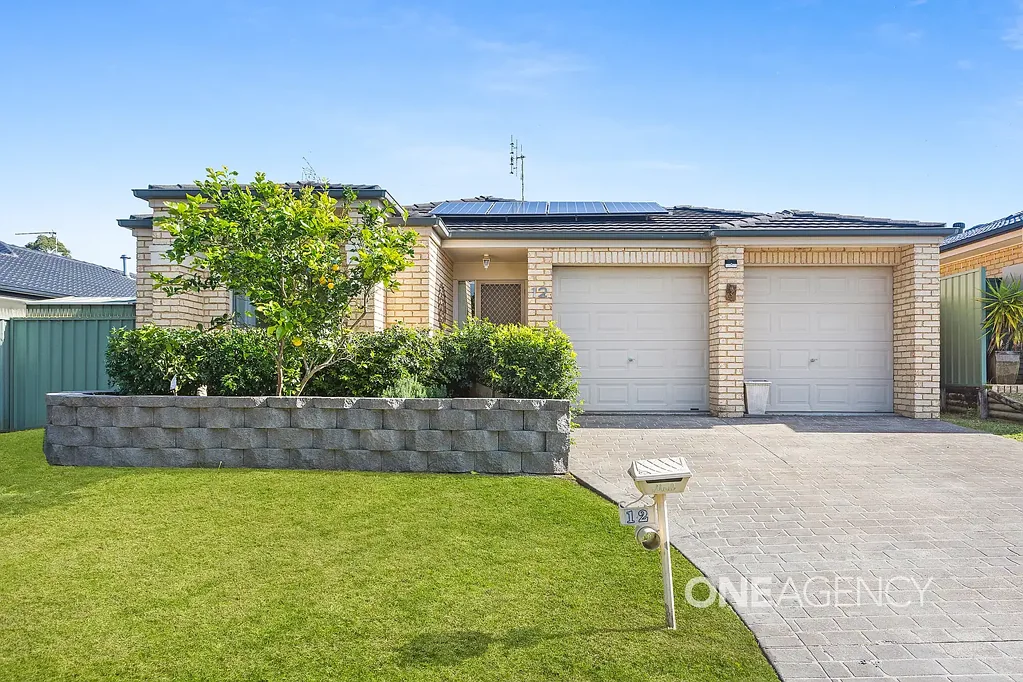 12 Riverpark Way, Horsley, NSW 2530