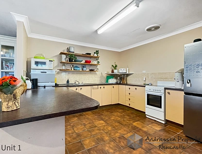 Flats 1-3/3B Peatties Road, Cardiff, Newcastle, 6房, 3浴, Apartment