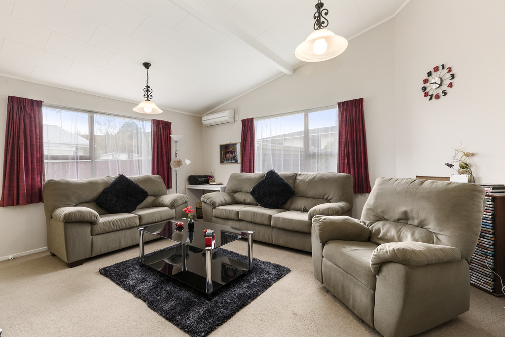 26b Roband Crescent, Brown Owl, Upper Hutt, 2 Schlafzimmer, 1 Badezimmer