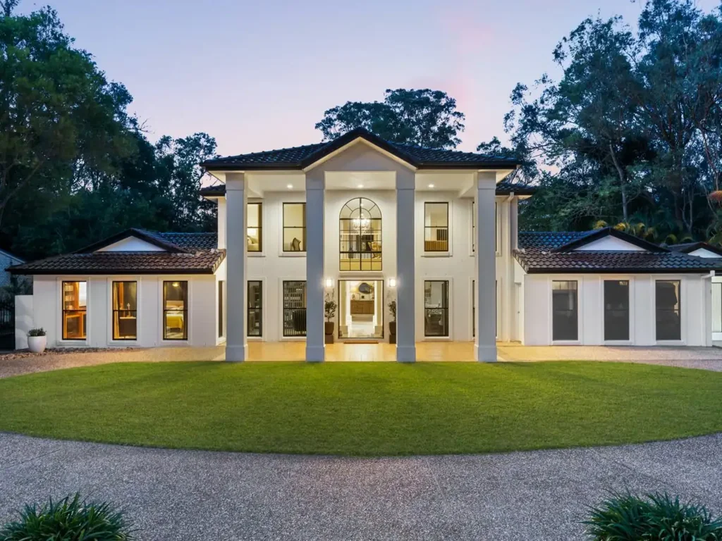 Springwood 5ਬੈੱਡਰੂਮ A Grand Family Estate on 4,874m2  Where Nature, Luxury and Legacy Unite!