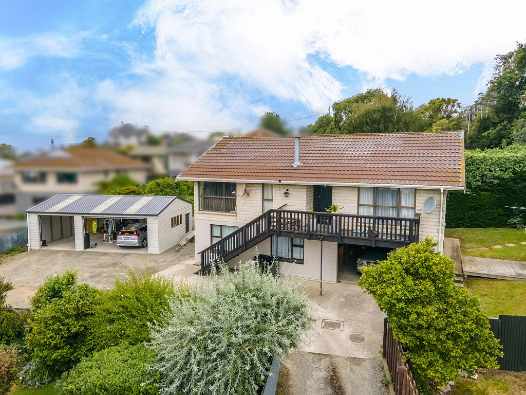 Oamaru 3房  One Title, Two Flats plus Garaging