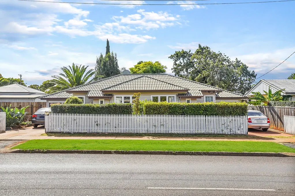 7 Hursley Road, Newtown, QLD 4350