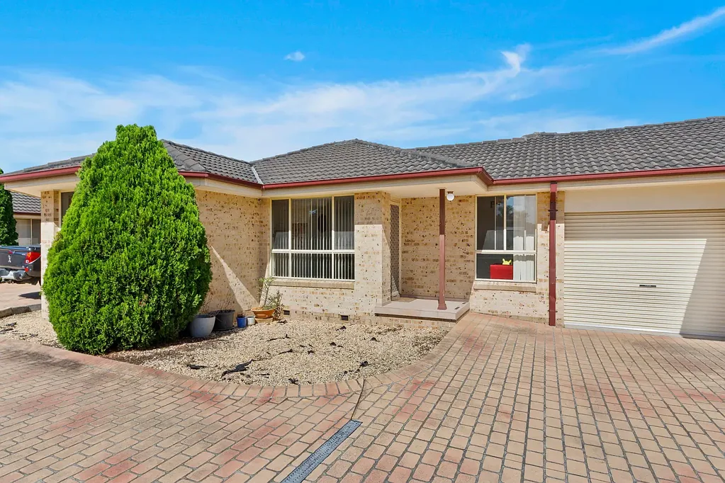 2/115 Terry Street, Albion Park, NSW 2527