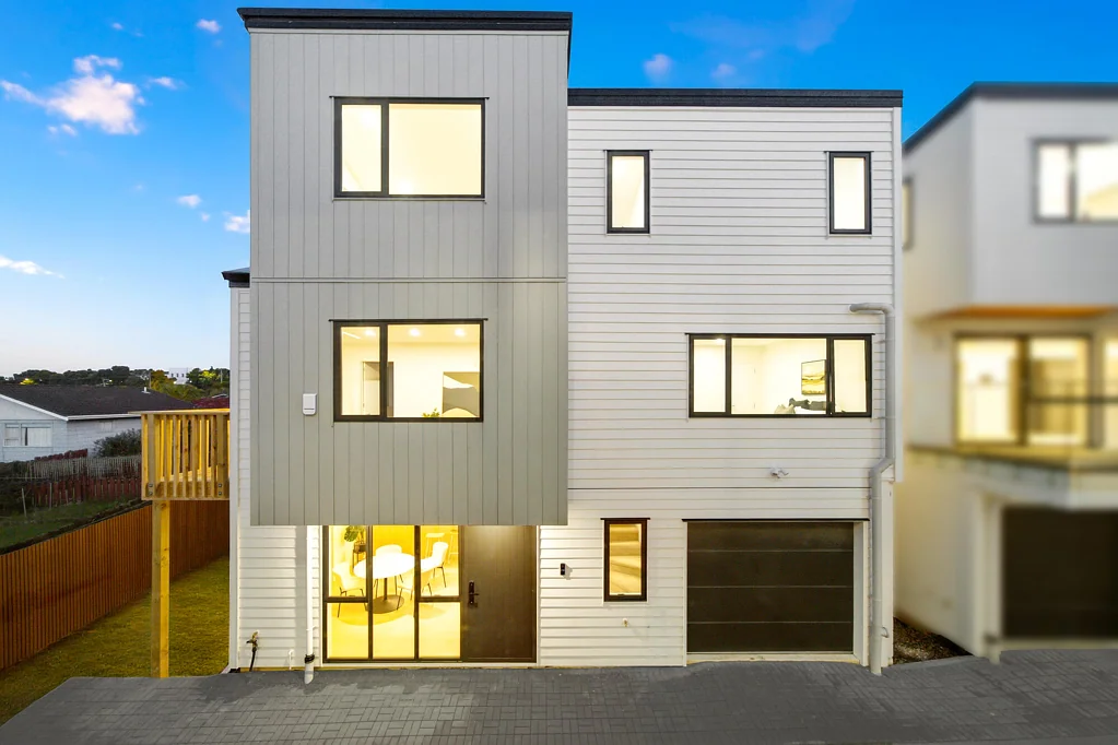 Totara Vale 3房  Smart Living in Double Westlake Zone
